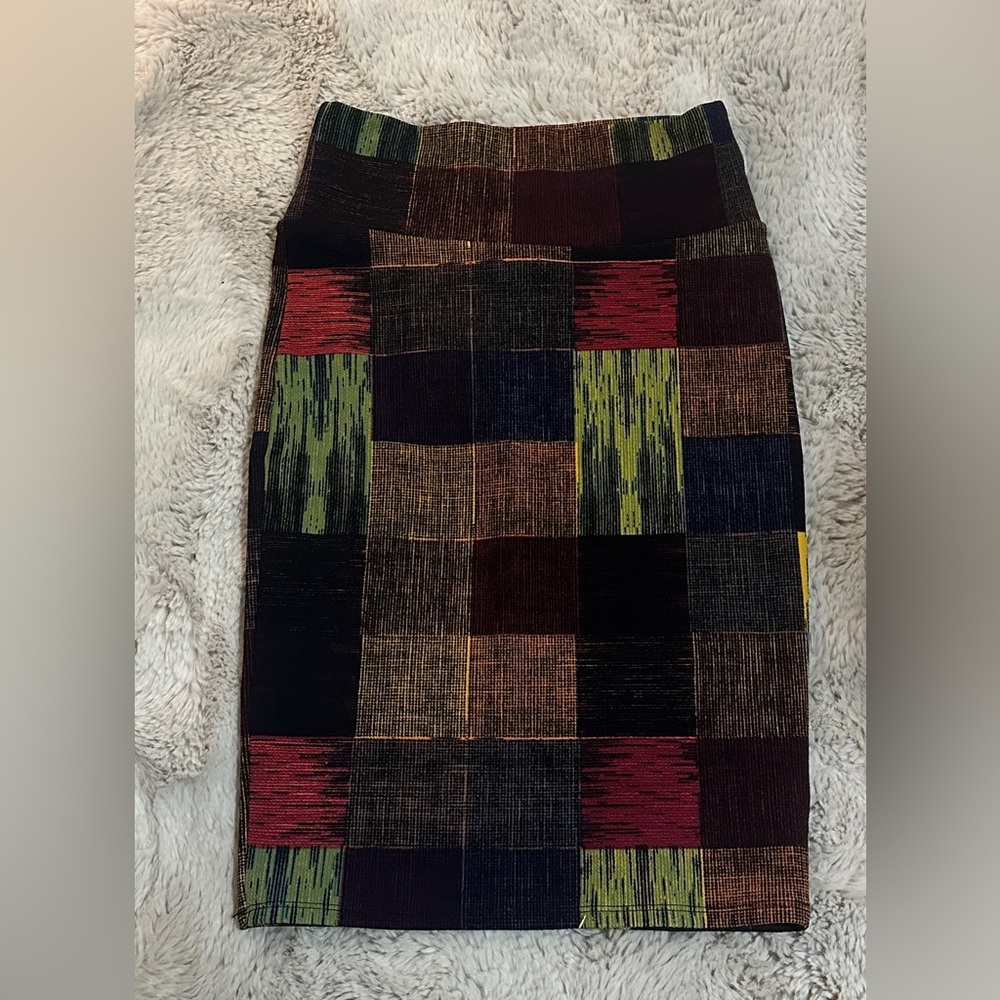 LulaRoe Small Cassie Pencil Skirt